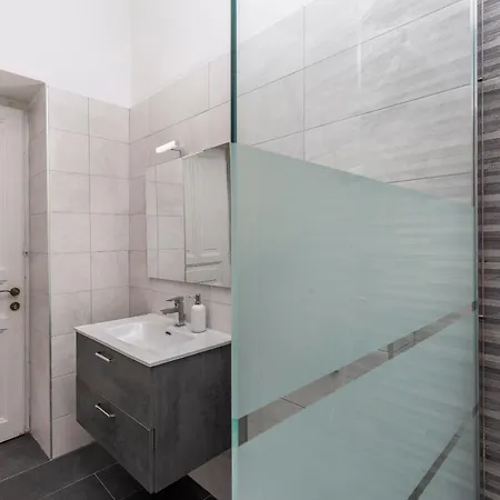 Apartment S With Three In The Centar